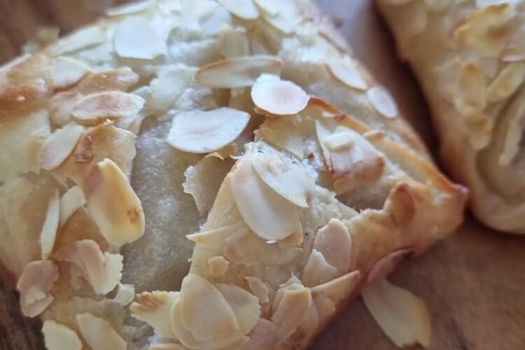 Msemen Façon Feuilleté aux Pommes : Une Recette Originale et Délicieuse